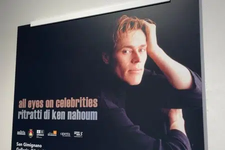 San Gimignano, inaugurazione del Complesso museale di Santa Chiara All eyes on celebrities, locandina mostra San Gimignano