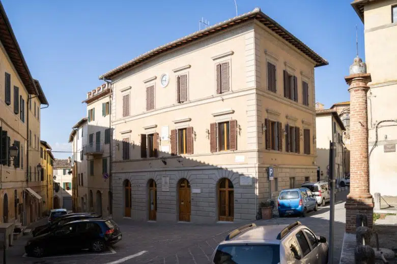 Castelnuovo Berardenga: approvata la variazione di bilancio Palazzo Comunale di Castelnuovo Berardenga