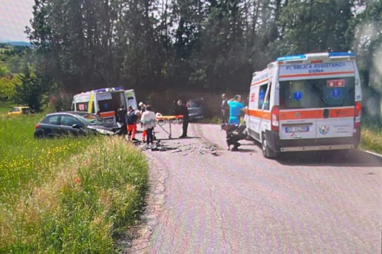 Incidente stradale a Siena: due feriti Incidente strada da Montecchio a Ginestreto a Siena