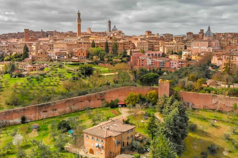 Il Comune di Siena rinnova collaborazione con l’associazione Le Mura Siena, panorama mura