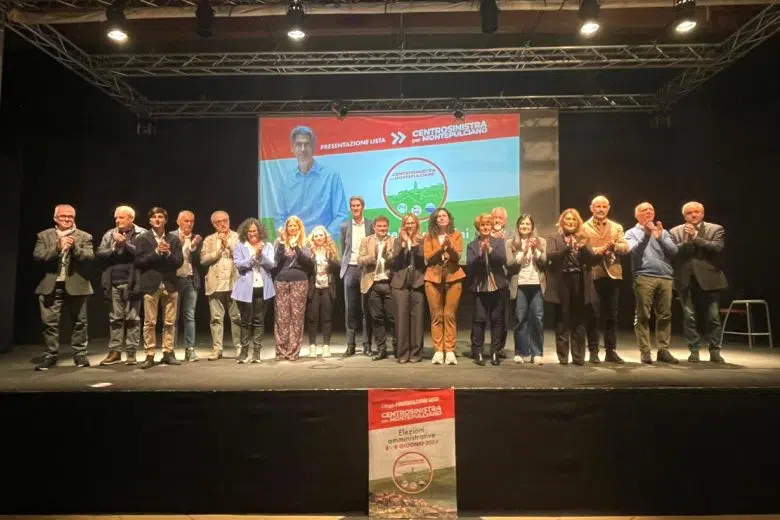 Centrosinistra per Montepulciano, Michele Angiolini presenta i candidati Presentazione lista Centrosinistra per Montepulciano a sostegno di Michele Angiolini