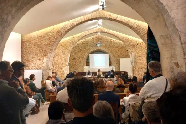 Confesercenti, successo per incontro con candidati a sindaco “Il futuro delle imprese di Sovicille” Sovicille, incontro futuro imprese di Confesercenti
