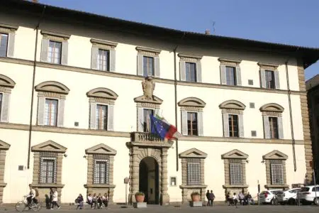 Amadori, verbale firmato in Regione: tutele anche per il personale a tempo determinato Palazzo Strozzi Sacrati a Firenze