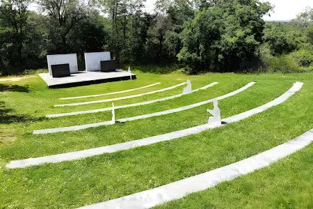 “ConversArte”: Alleanza Carbon Neutrality Siena al Parco Sculture del Chianti Anfiteatro Parco Sculture del Chianti