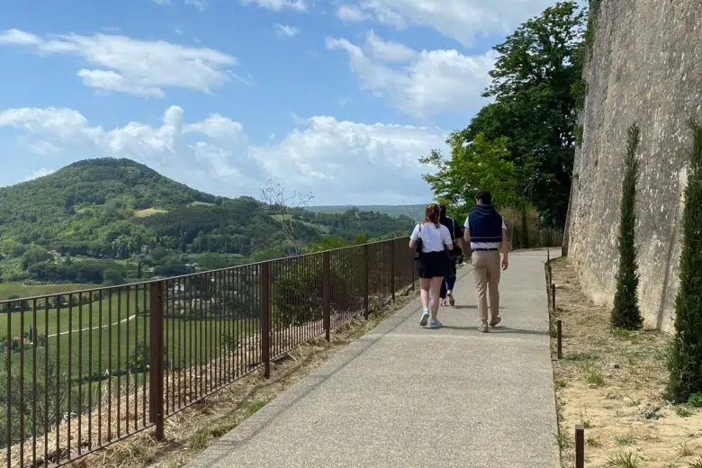 Montepulciano, aperto il Percorso del Poliziano lungo le antiche mura Percorso del Poliziano a Montepulciano