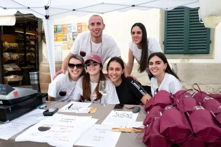 Successo per “Radda nel Bicchiere” con numeri in crescita Radda nel Bicchiere 2024