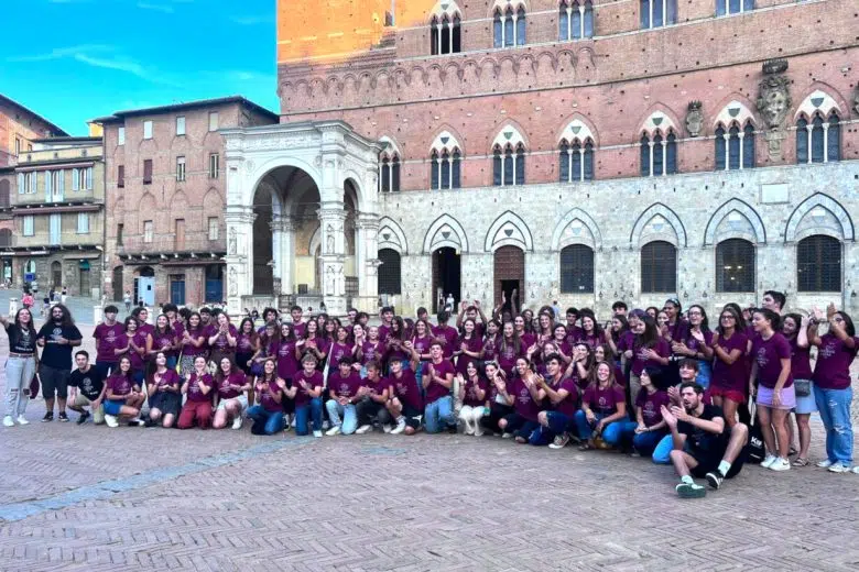 Aperte le iscrizioni alla Scuola estiva di orientamento dell’Università di Siena Scuola estiva di orientamento dell'Università di Siena