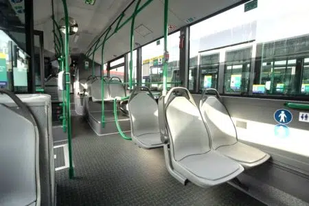 Vandali sul bus Firenze-Siena Interno bus autolinee toscana