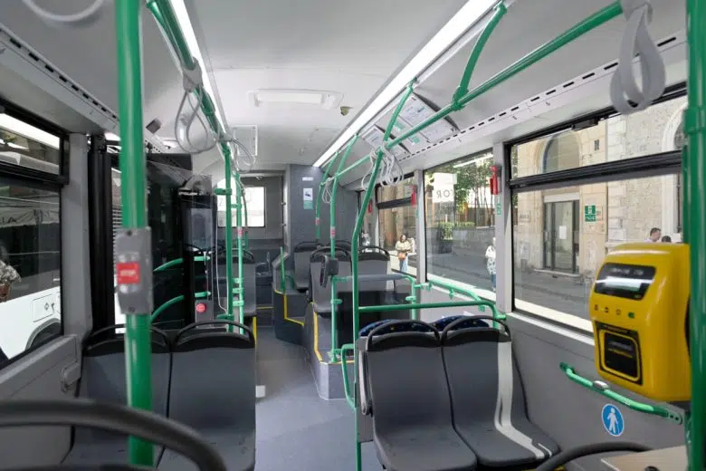 Nuovi bus di at a Siena, interno