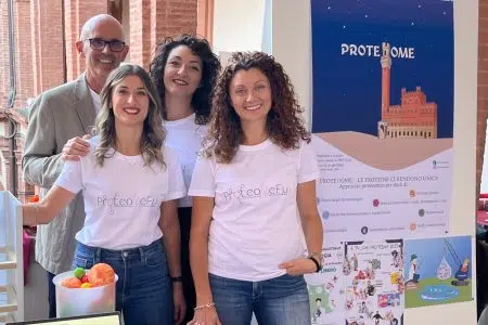 Lotta al melanoma, importante scoperta dei ricercatori dell’Università di Siena Lotta al melanoma, il gruppo di ricerca dell'Università di Siena