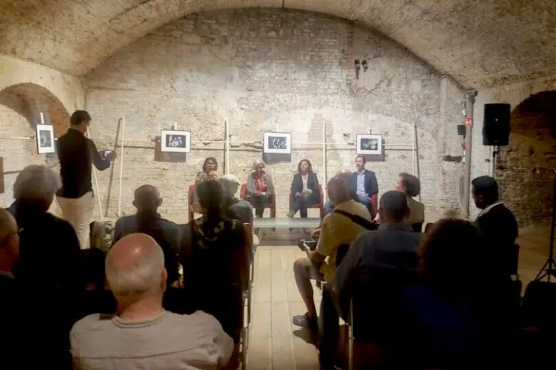 Mostra ‘Nino Migliori LUMEN Fonte Gaia’ a Siena, conferenza stampa