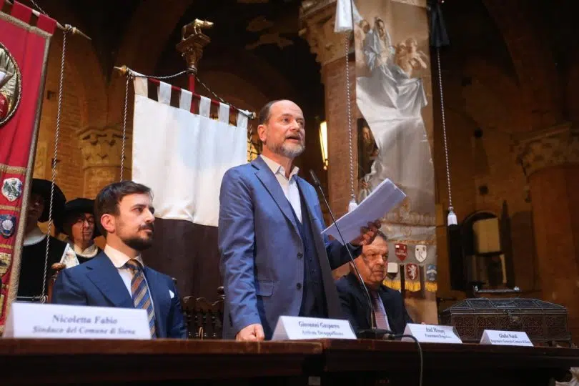 presentazione-drappellone-luglio-2024-11
