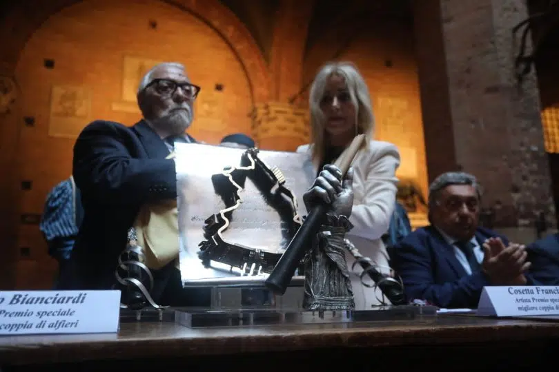 presentazione-drappellone-luglio-2024-27