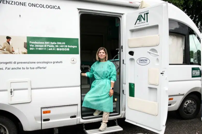 Progetto Tiroide ANT, ambulatorio mobile