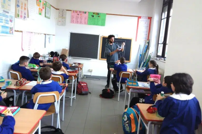 Ri-creazione compie dieci anni e festeggia con più di 7.000 studenti Sei Toscana, Ri-Creazione 2024, aula scolastica