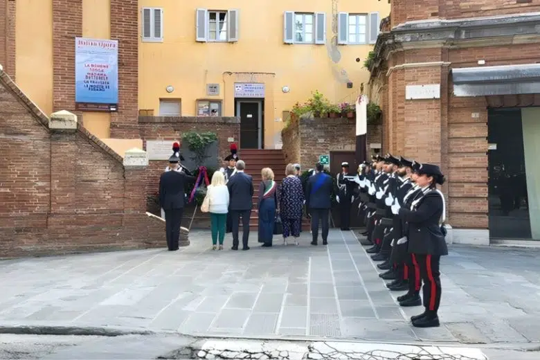 Siena, commemorazione carabinieri Forziero e Campanile Commemorazione 2024 dei carabinieri Mario Forziero e Nicola Campanile a Siena
