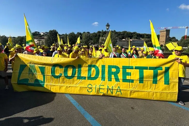 Coldiretti Siena celebra la rivoluzione della multifunzionalità agricola Coldiretti Siena, manifestazione fauna selvatica a Firenze