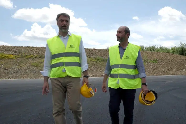 Alfredo Rosini e Fabio Menghetti all'impianto della Cortine di Sienambiente