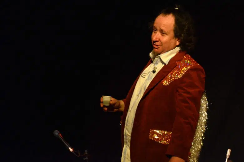 “L’uomo tigre”, Andrea Kaemmerle per “Di borgo in borgo” a Montalcino L'uomo tigre, Andrea Kaemmerle
