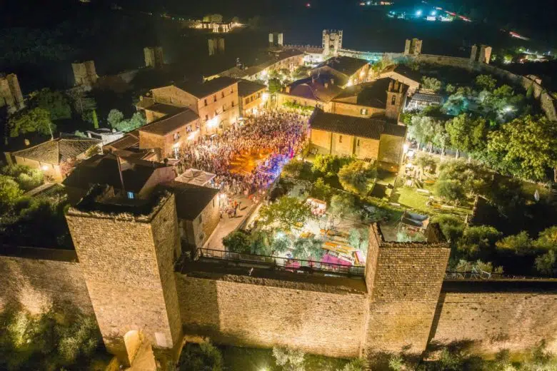 Monteriggioni di Torri si Corona, vista aerea