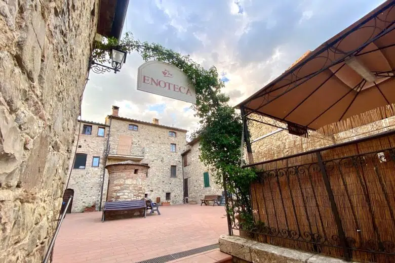 A Palazzone, San Casciano dei Bagni, torna la “Festa del Vino e del Buglione” Enoteca a Palazzone a San Casciano dei Bagni