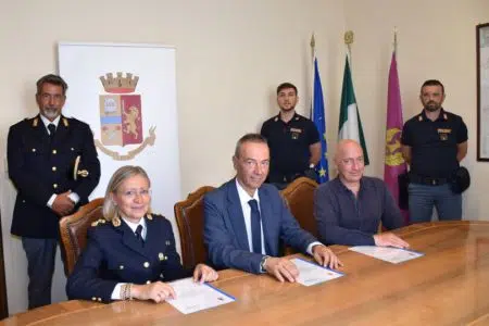 Prevenzione e contrasto dei crimini informatici sui sistemi di Philogen Firma protocollo d'intesa Philogen e Polizia Postale