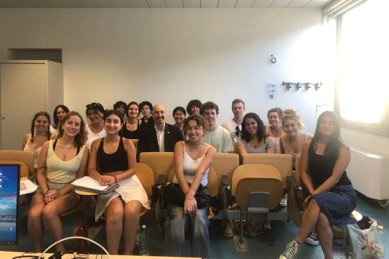Summer school della Yale University all’Università di Siena Studenti della Yale University alla Summer school dell'Università di Siena