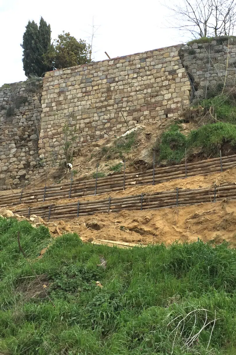 Montepulciano, lavori mura castellane