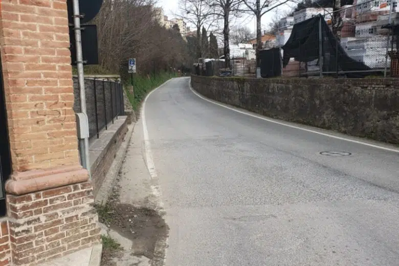 Via Esterna Fontebranda a Siena