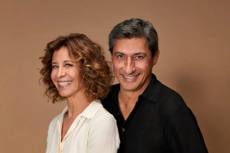 Carlotta Natoli ed Emilio Solfrizzi in L'anatra all'arancia
