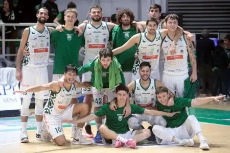 La Mens Sana Siena supera Arezzo nell’esordio di campionato Mens Sana Siena-Arezzo