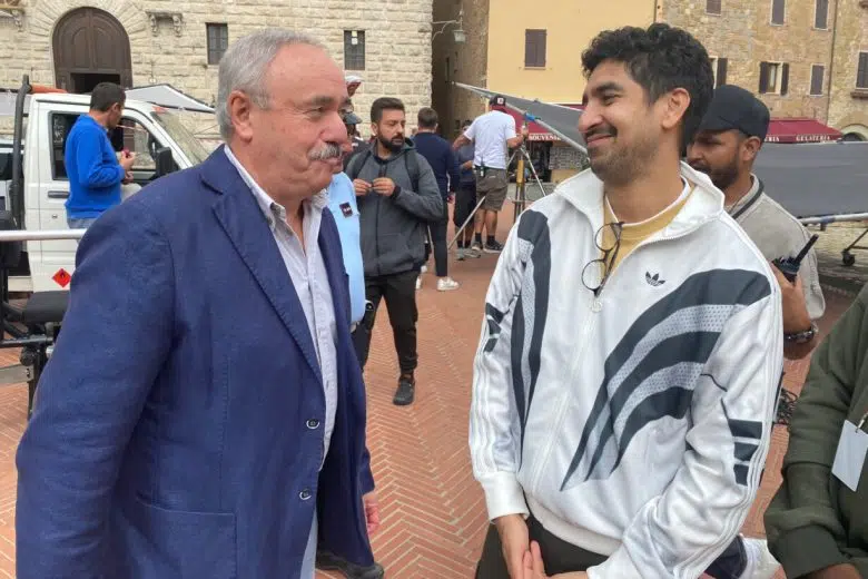 Montepulciano, riprese film War 2m Luciano Garosi e Ayan Mukerji