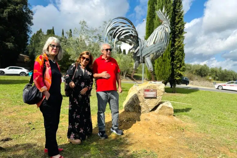 Inaugurazione scultura Gallo Nero alla rotonda di Montarioso a Siena