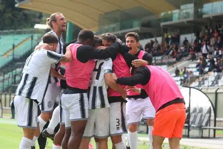 Grande vittoria del Siena in recupero contro il Seravezza Siena-Seravezza