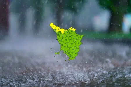 Pioggia e vento, mercoledì 2 ottobre allerta meteo su nord Toscana Allerta meteo Toscana