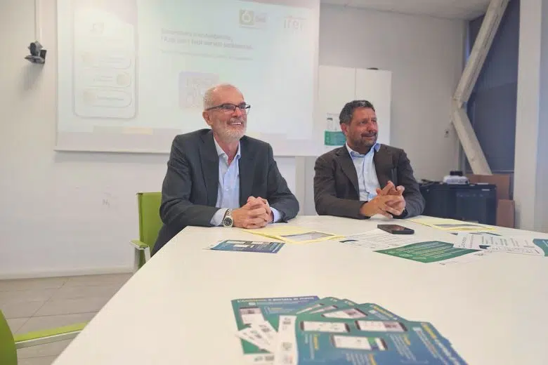 App Iren Ambiente: tutte le informazioni sui servizi dei Comuni di Sei Toscana a portata di smartphone e tablet app iren ambiente Eugenio Bertolini e Alessandro Fabbrini