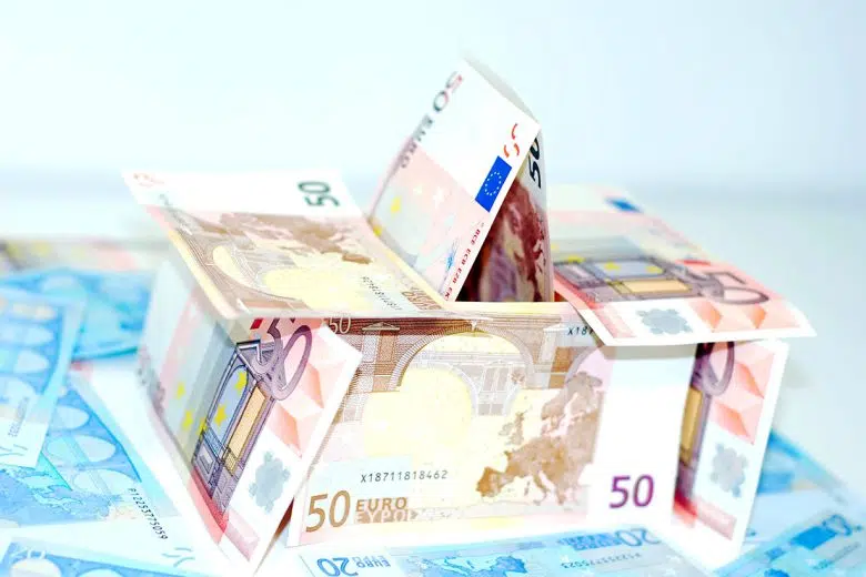 Casa costruita con euro