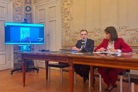 Fondazione SAIHub e Confindustria Toscana Sud: avvicinare gli studenti alle imprese del territorio Fondazione Sahiub Confindustria, accoro