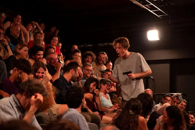 La Sparanoia, momento dello spettacolo teatrale