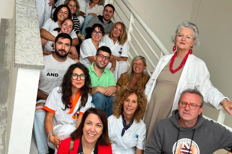 Lo staff del laboratorio di analisi di Nottola
