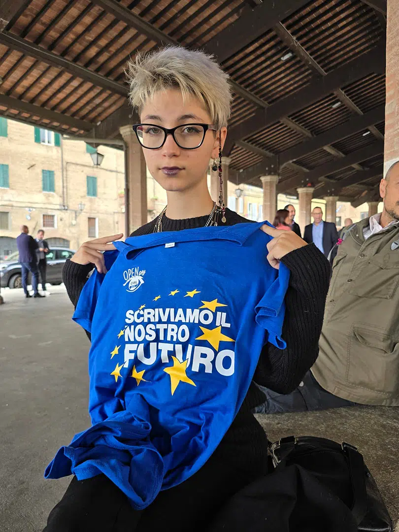 Open day Cisl Siena, ragazza