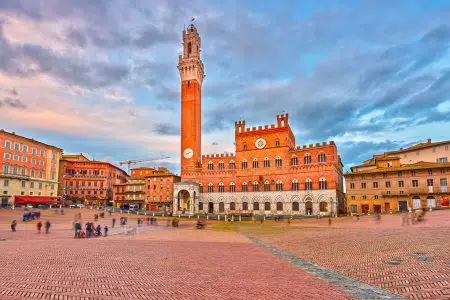 Comune di Siena e Fises a sostegno degli esercizi del centro Piazza del Campo a Siena