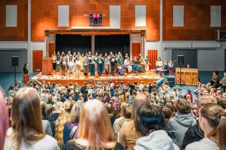 Da Sarteano alla Sicilia: il progetto Giufà continua il suo viaggio tra teatro e intercultura Progetto Giufà dell'Accademia degli Arrischianti di Sarteano