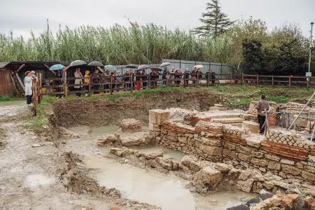“La Storia come cura per il corpo e l’anima”, un percorso per i pazienti oncologici "La Storia come cura per il corpo e l’anima", il percorso dell'ospedale di Nottola a San Casciano di Bagni