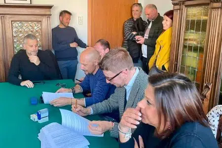 Operai agricoli e florovivaisti di Siena: rinnovo contratto provinciale di lavoro Firma ipotesi di accordo lavoratori agricoli di Siena