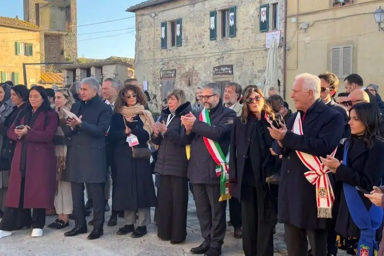 G7 Turismo a Monteriggioni, successo per la visita culturale della delegazione Visita G7 Turismo a Monteriggioni