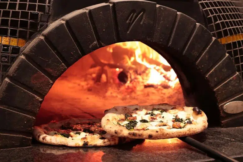 “Girogustando”, Napoli a Siena per la verticale di pizza gourmet Pizza gourmet e forno