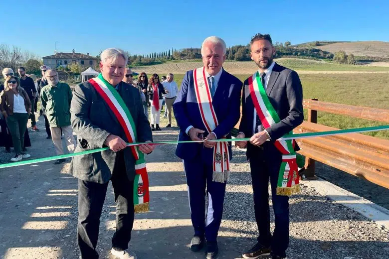 Nuovo ponte sul torrente Causa tra Monteroni d’Arbia e Asciano Inaugurazione ponte sul torrente Causa