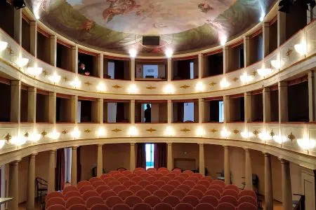 Al via il 22 novembre la stagione teatrale di Montalcino Teatro degli Astrusi di Montalcino