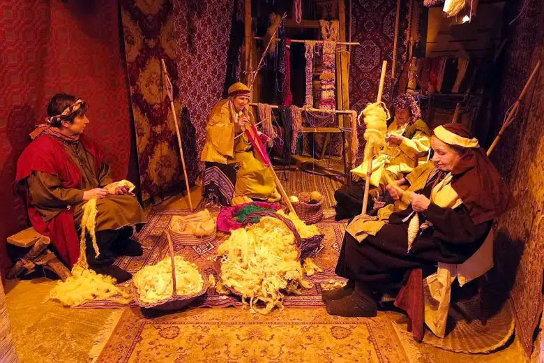 Casole d'Elsa, Praesepium,, donne artigiane